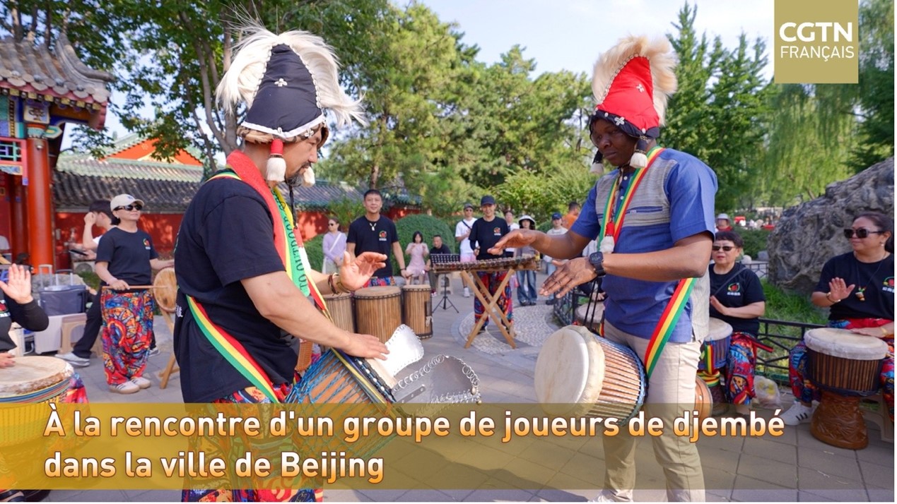 Dialogue des cultures : des rythmes de djembés dans un quartier de Beijing